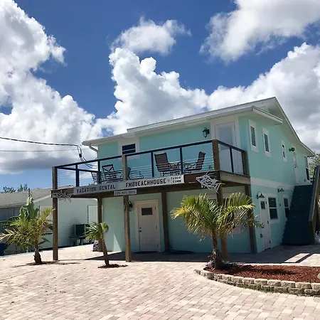 Fort Myers Beach House-On A Canal Villa
